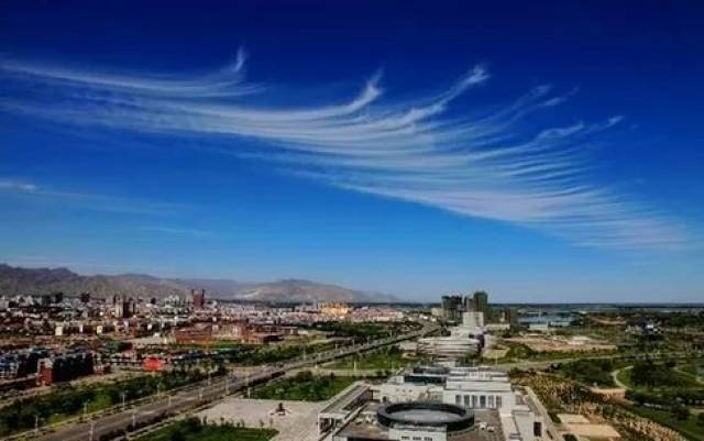 宁夏，尊敬的领导与朋友们共聚一堂